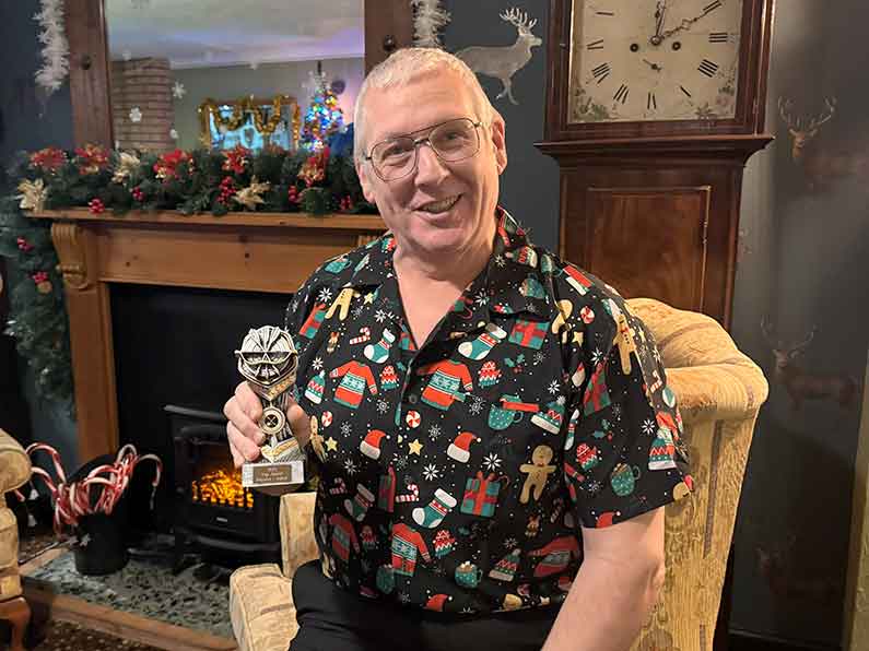 Christmas Meal and Awards 2025 Kevin King with his award for Top Archer Indoors Recurve Christmas Meal and Awards 2025 Kevin King with his award for Top Archer Indoors Recurve